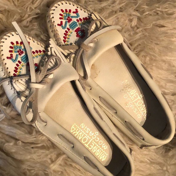 Minnetonka moccasins - Picture 1 of 2